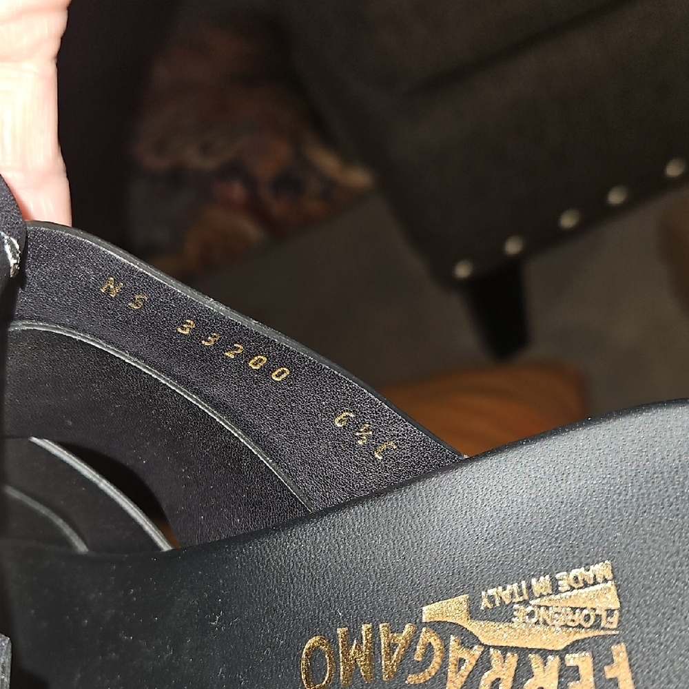 Salvatore Ferragamo Black Platform Sandals - Picture 8 of 13